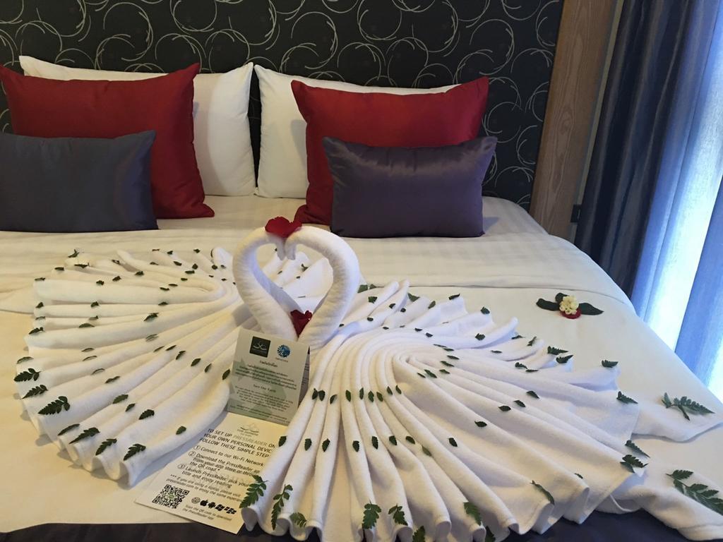 Grand Nai Harn Suites Rawai Экстерьер фото