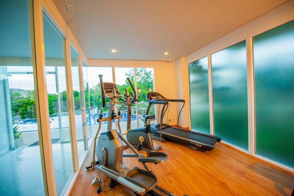 Grand Nai Harn Suites Rawai Экстерьер фото