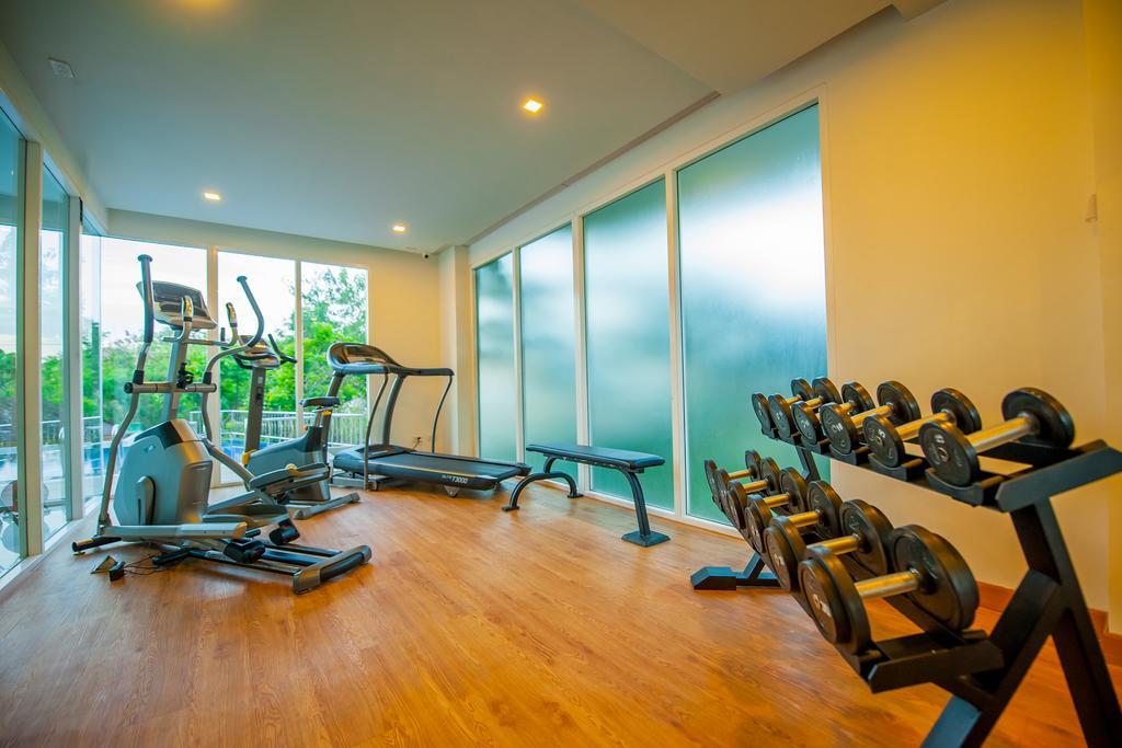 Grand Nai Harn Suites Rawai Экстерьер фото
